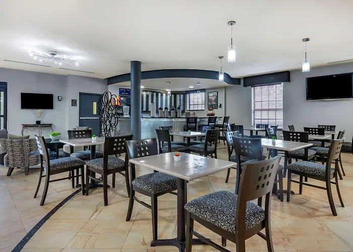 Best Western Plus Bradenton Gateway Hotel